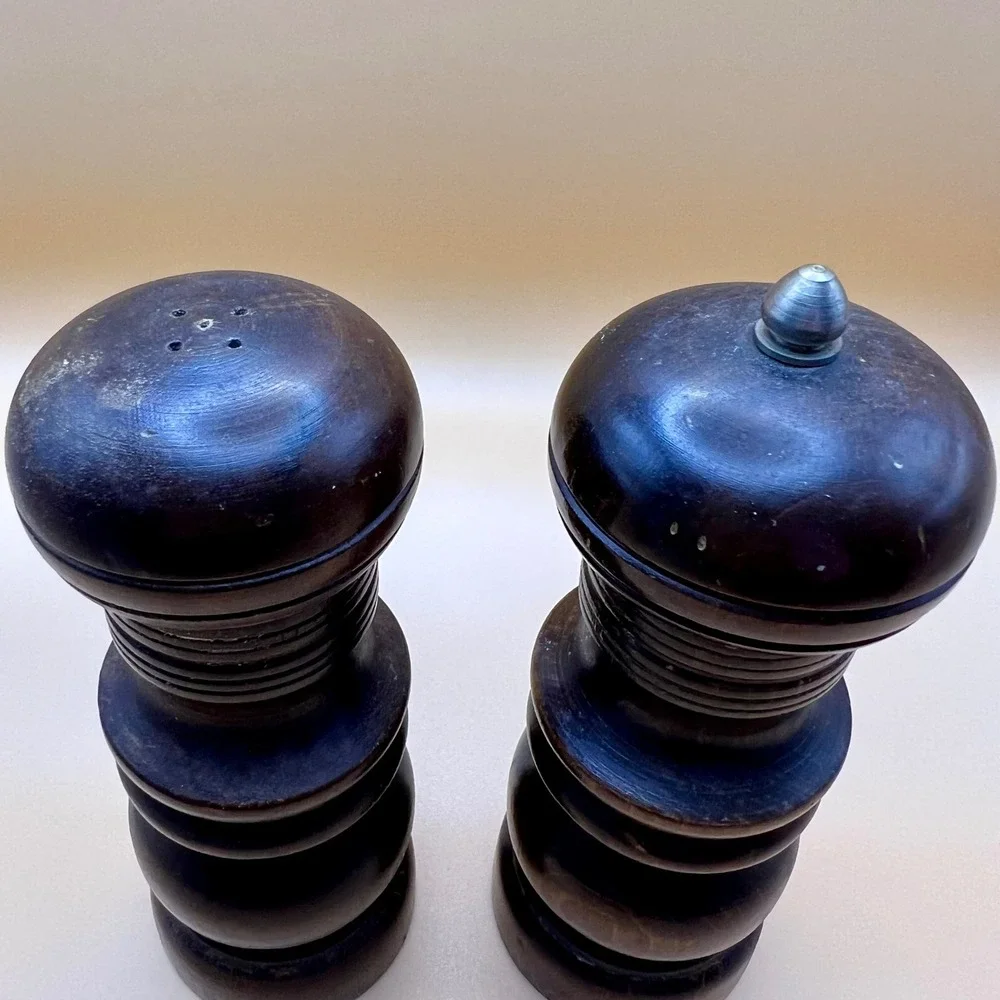 VTG Mid Century Wood Salt Shaker & Pepper Mill Set Turned Wood Espresso Finish